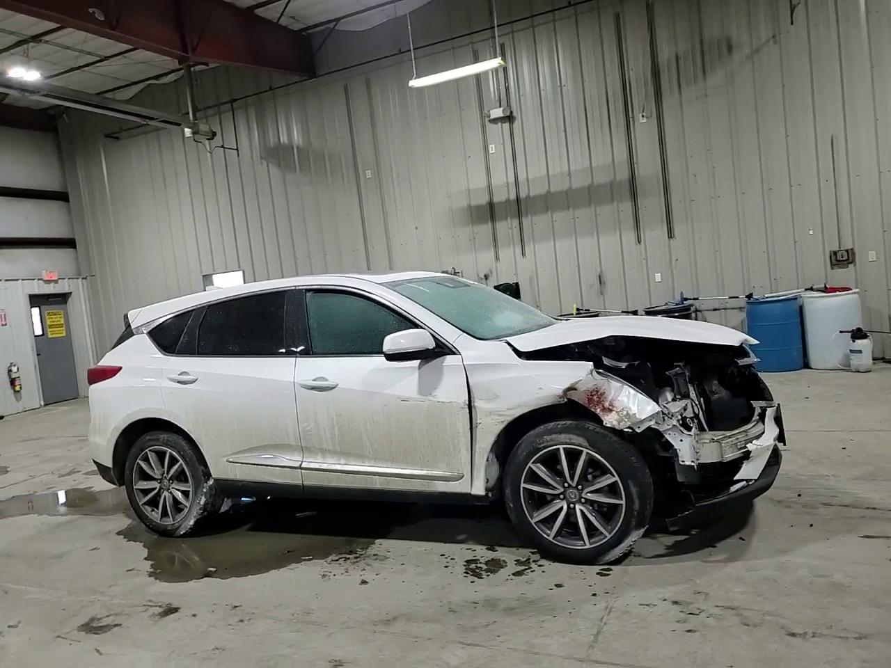 Фото: 5J8TC2H50ML033229