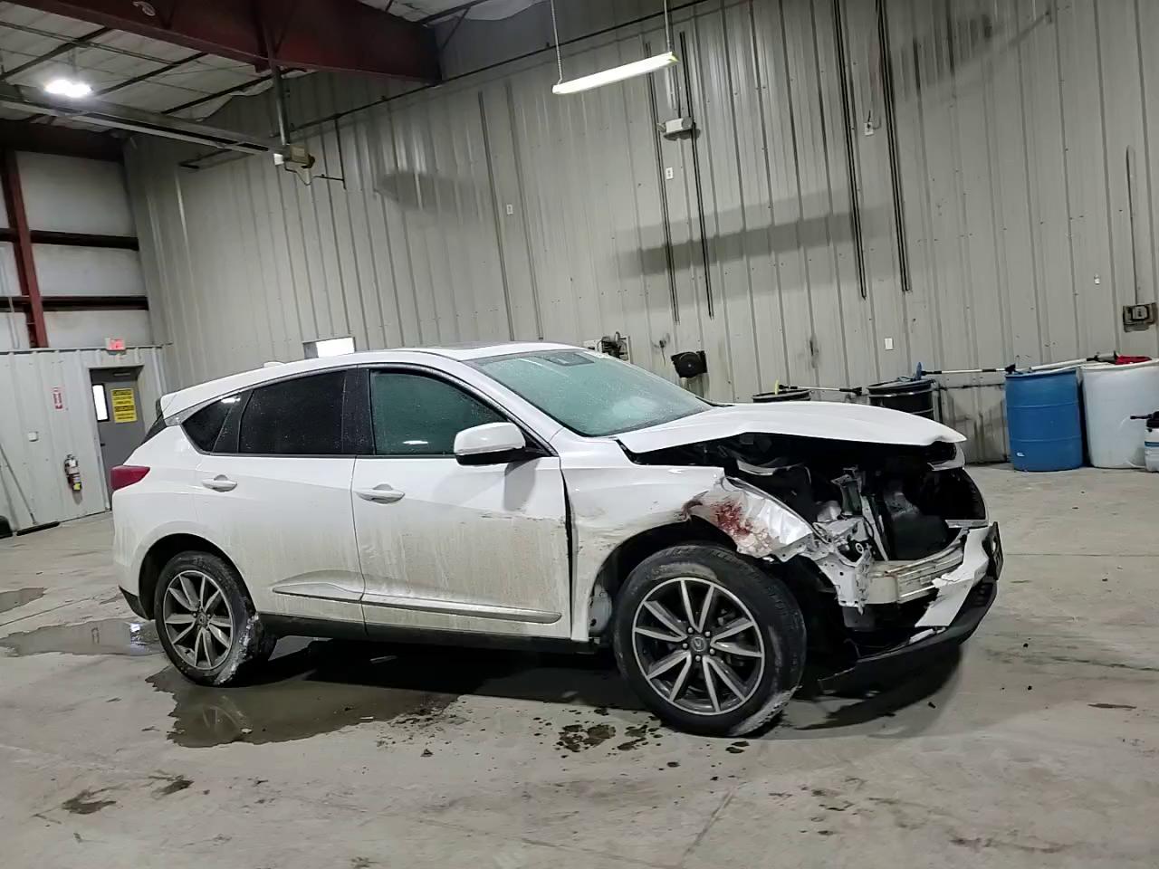 Фото: 5J8TC2H50ML033229