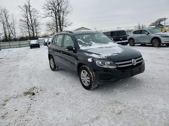 2016 Volkswagen Tiguan S VIN: WVGBV7AX4GW553901 Lot: 94710075