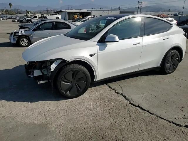 2026 Tesla Model Y VIN: 7SAYGDED5TF378387 Lot: 93856015