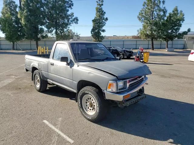 1994 Toyota Pickup 1/2 Ton Short Wheelbase Stb VIN: 4TARN81AXRZ257461 Lot: 96360555