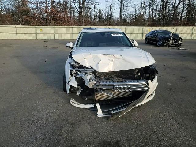 2019 Audi A4 Premium VIN: WAUDNAF49KN016882 Lot: 94496575