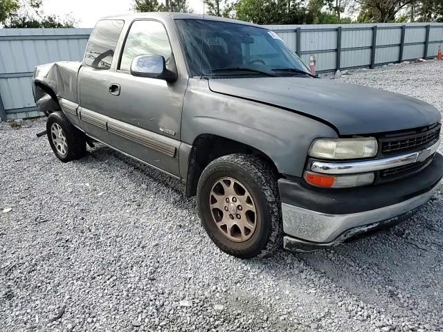 2001 Chevrolet Silverado C1500 VIN: 2GCEC19T011225136 Lot: 94730905