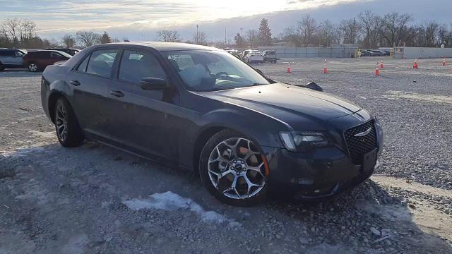 2016 Chrysler 300 S VIN: 2C3CCABTXGH304416 Lot: 95704245