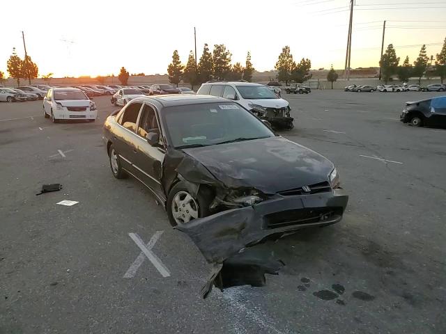1999 Honda Accord Ex VIN: JHMCG6677XC030605 Lot: 96176315