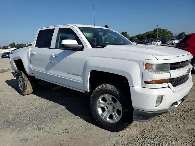 2018 Chevrolet Silverado K1500 Lt VIN: 3GCUKREC5JG268400 Lot: 94560245