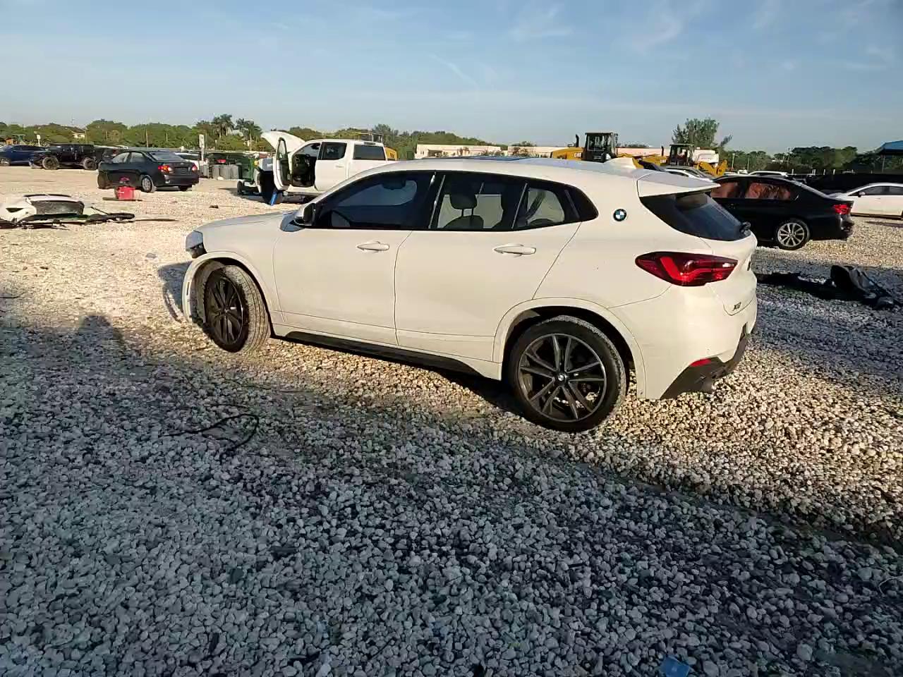 Фото: WBXYH9C04P5V31617