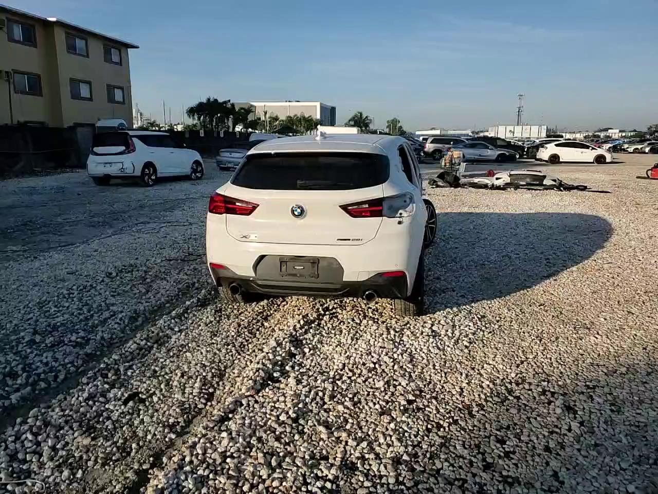 Фото: WBXYH9C04P5V31617