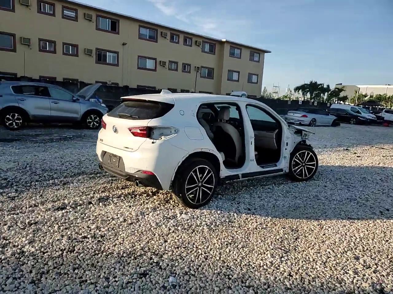 Фото: WBXYH9C04P5V31617