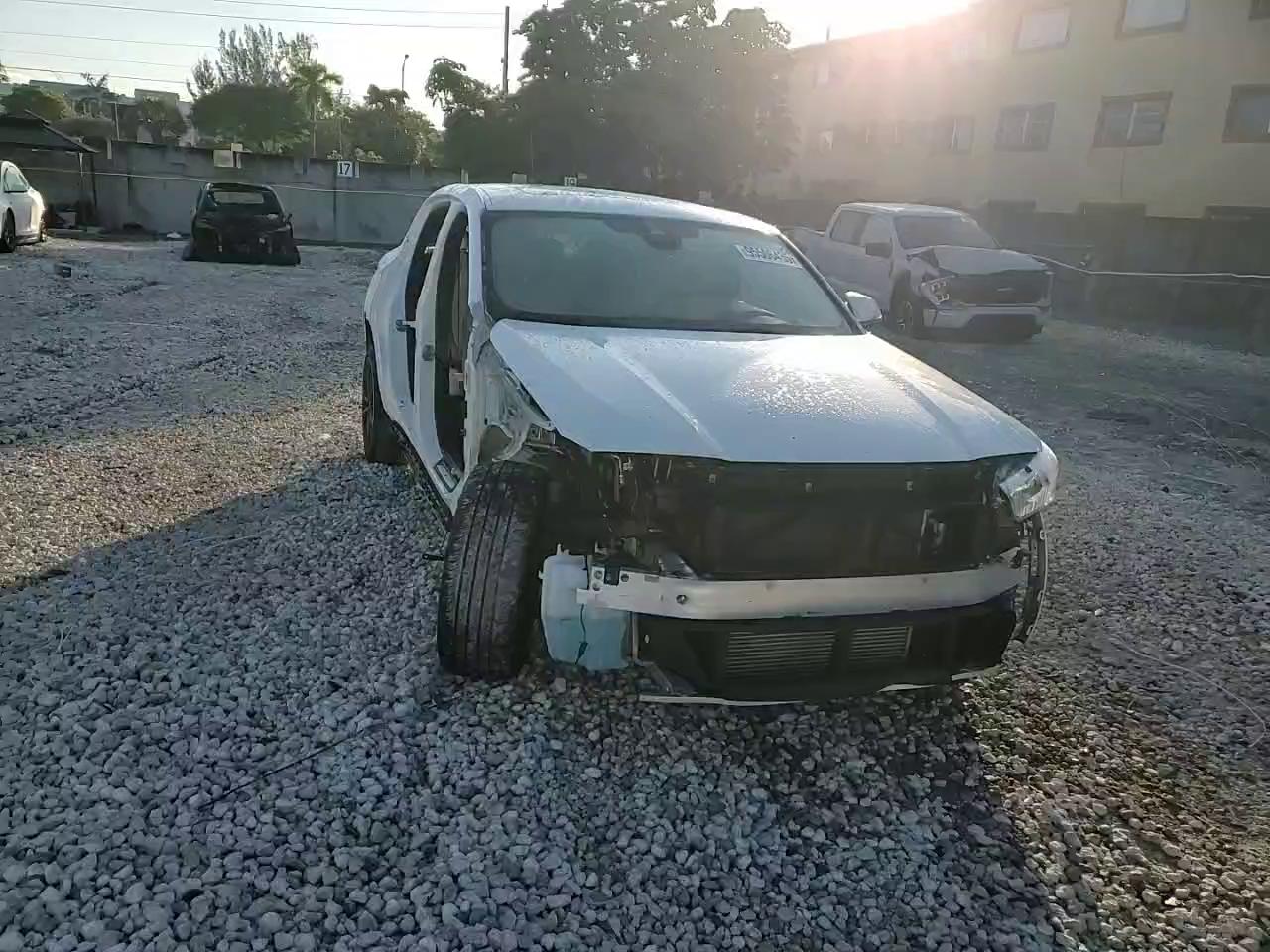 Фото: WBXYH9C04P5V31617