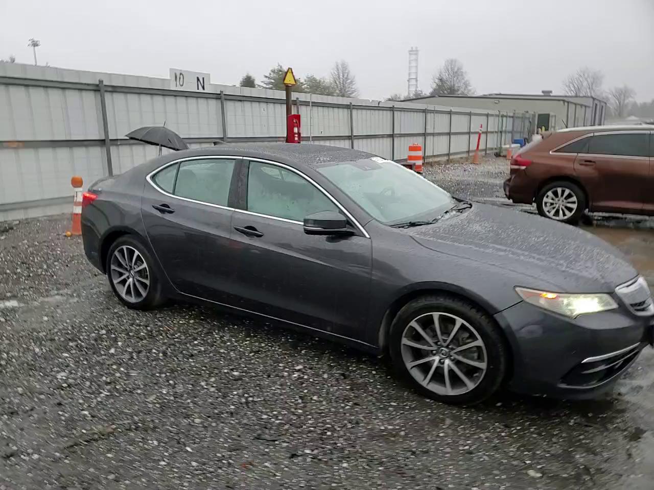 Фото: 19UUB2F56FA007453