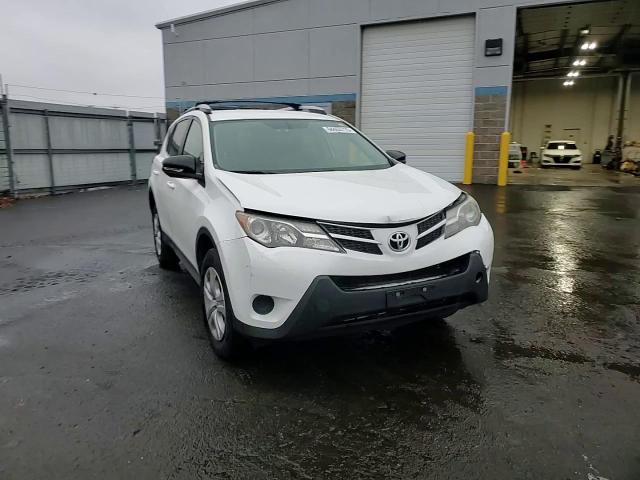 2015 Toyota Rav4 Le VIN: JTMBFREVXFJ037463 Lot: 94463715