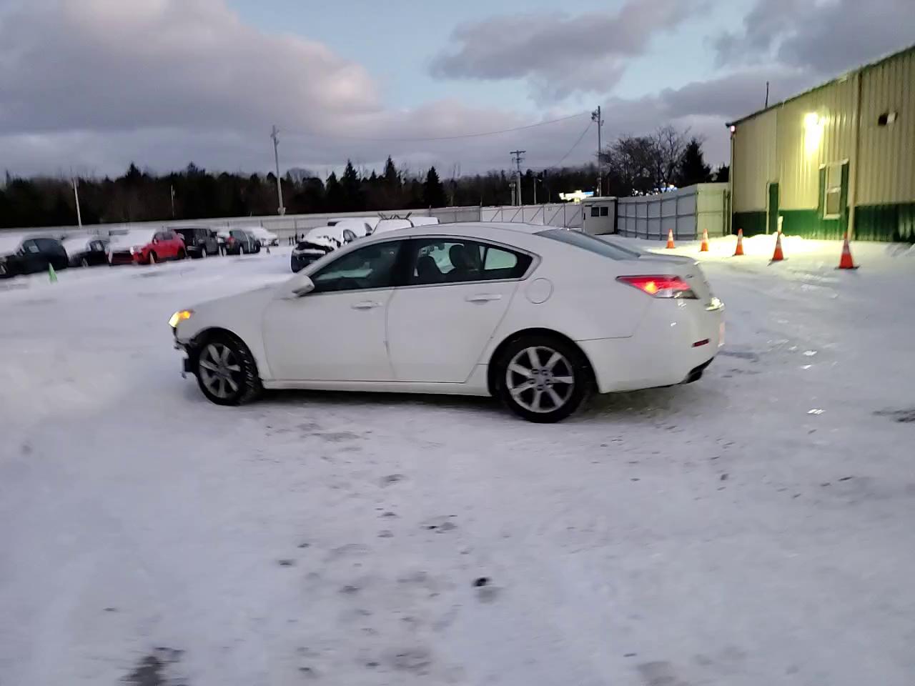 Фото: 19UUA8F24CA009838