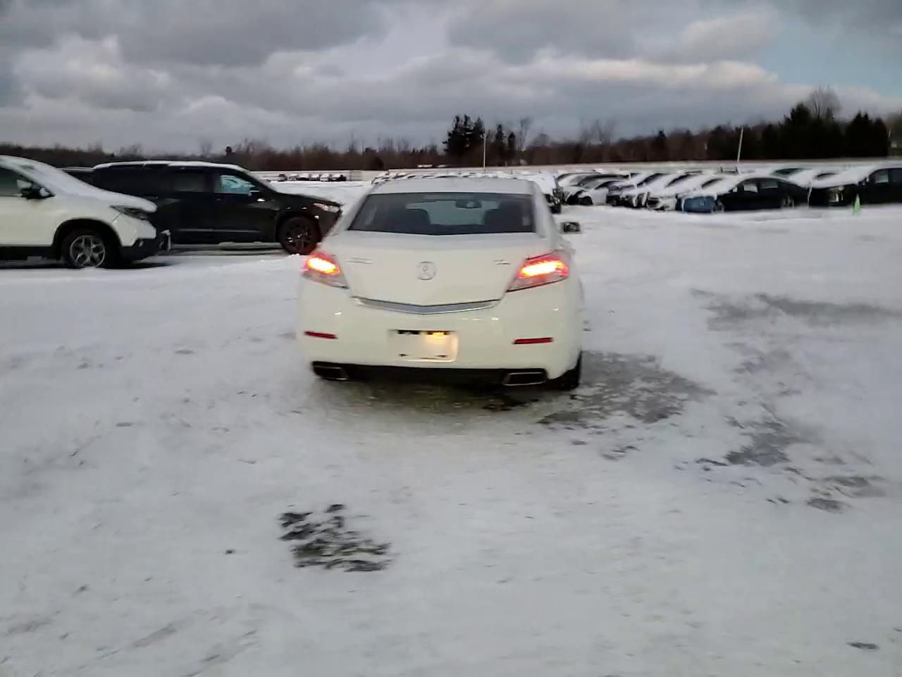 Фото: 19UUA8F24CA009838