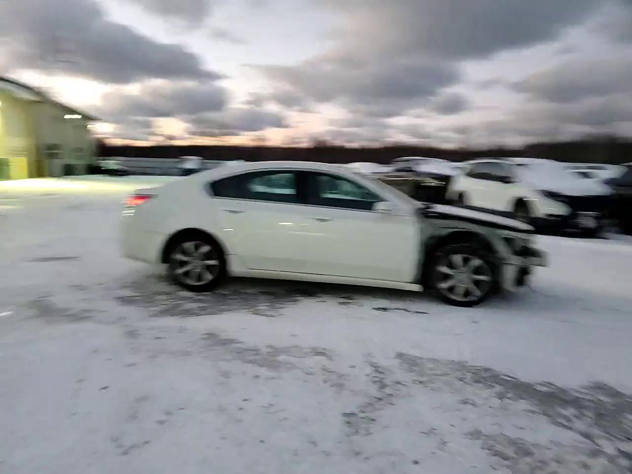 Фото: 19UUA8F24CA009838