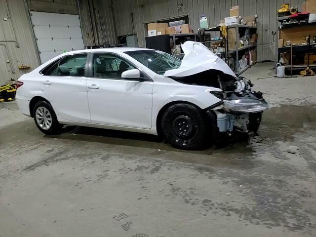 2016 Toyota Camry Le VIN: 4T4BF1FK7GR564917 Lot: 94740685