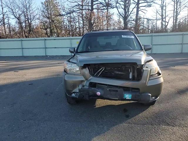 2008 Honda Pilot Ex VIN: 5FNYF184X8B007985 Lot: 97592385