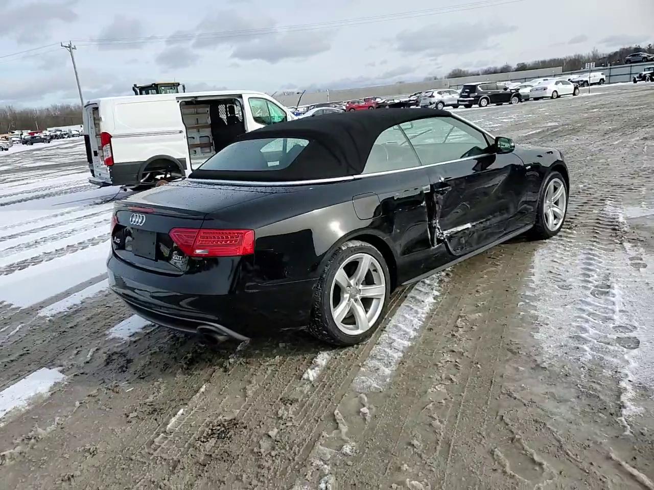 Фото: WAUM2AFH2GN005712