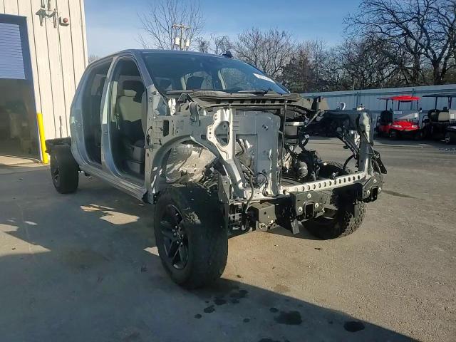 2025 Chevrolet Silverado K1500 Trail Boss Custom VIN: 3GCUKCED2SG189385 Lot: 94362445