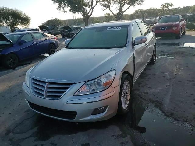 2009 Hyundai Genesis 3.8L VIN: KMHGC46E79U054848 Lot: 96482765