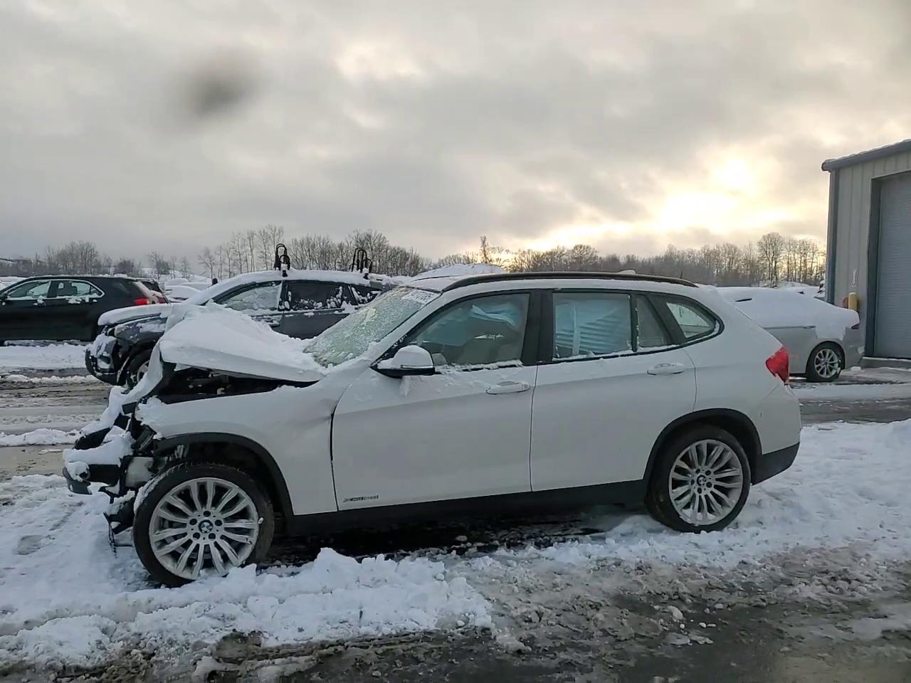 Фото: WBAVL1C50EVY18605