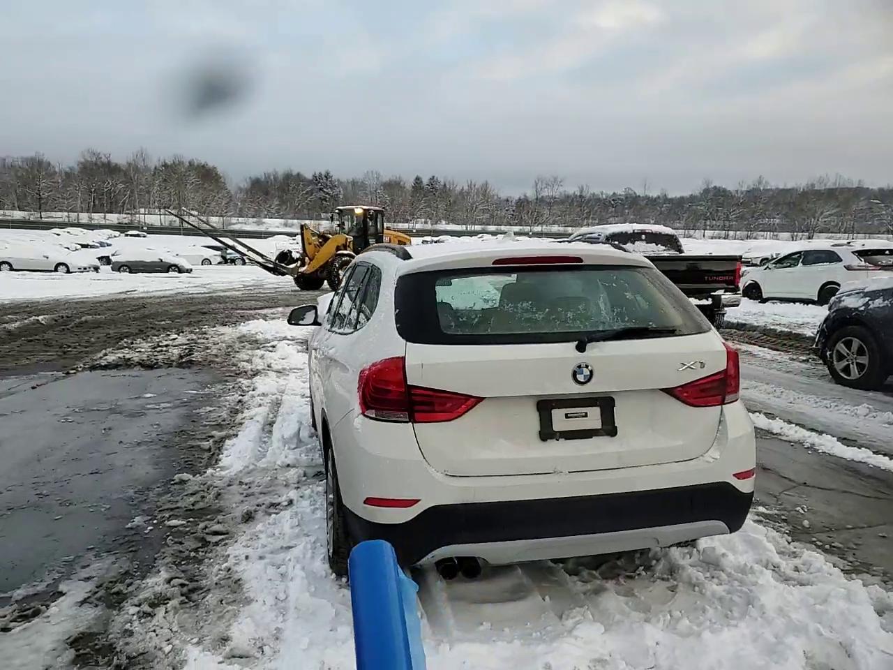 Фото: WBAVL1C50EVY18605