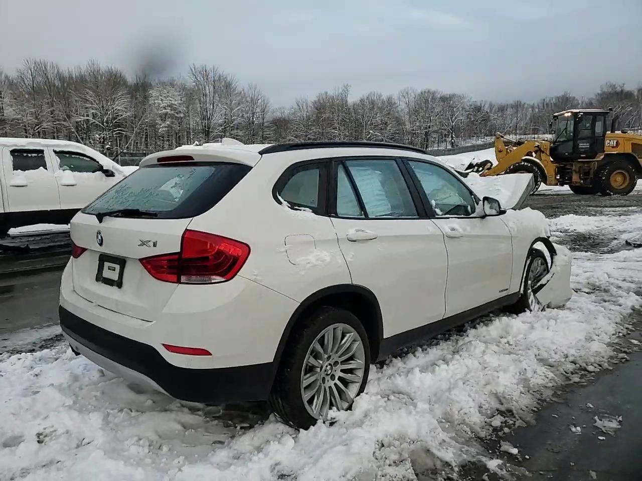 Фото: WBAVL1C50EVY18605