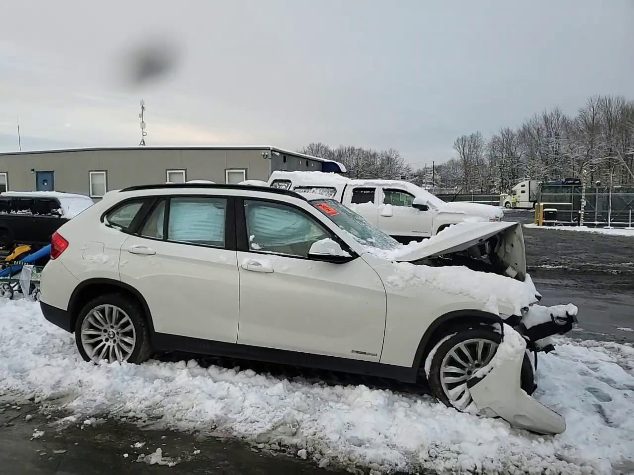 Фото: WBAVL1C50EVY18605