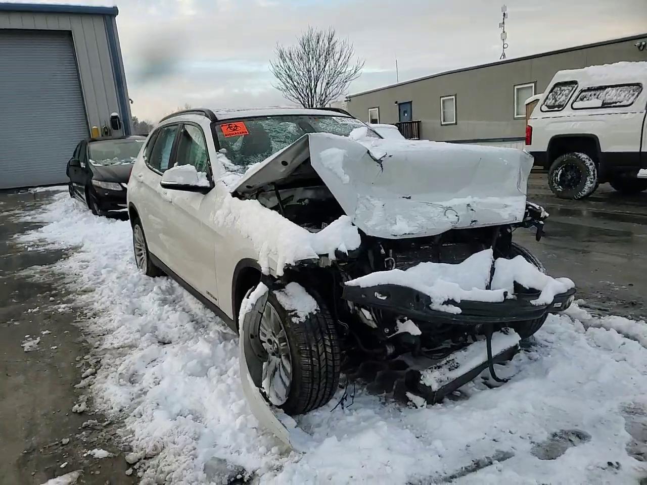 Фото: WBAVL1C50EVY18605