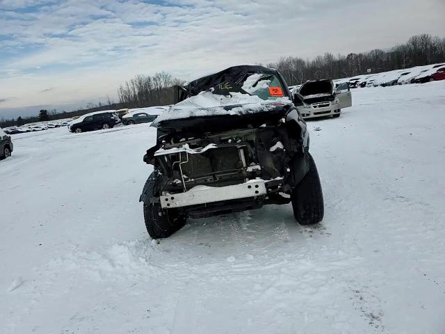 2018 Toyota 4Runner Sr5/Sr5 Premium VIN: JTEBU5JR5J5517768 Lot: 94878305