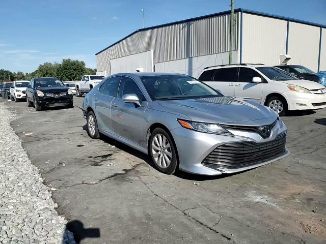2019 Toyota Camry L VIN: 4T1B11HK0KU833936 Lot: 94876215