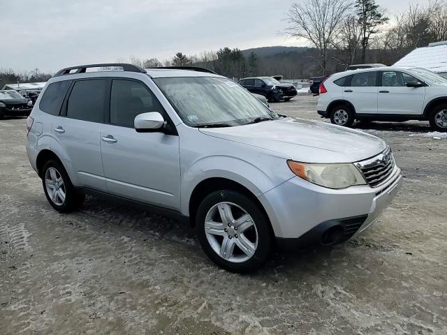 2010 Subaru Forester 2.5X Premium VIN: JF2SH6CCXAH713177 Lot: 95450005