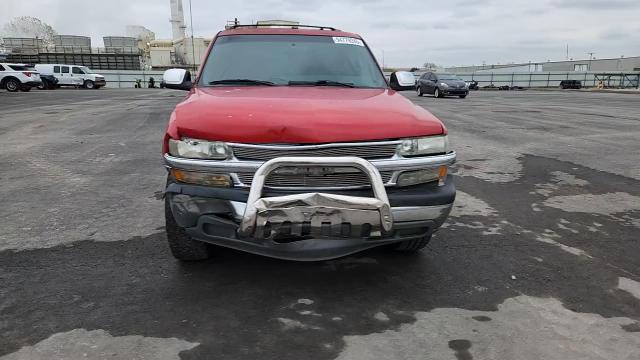 2001 Chevrolet Tahoe C1500 VIN: 1GNEC13T31R136667 Lot: 94779245
