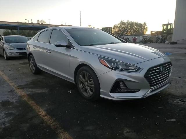2018 Hyundai Sonata Sport VIN: 5NPE34AF0JH608421 Lot: 95173695