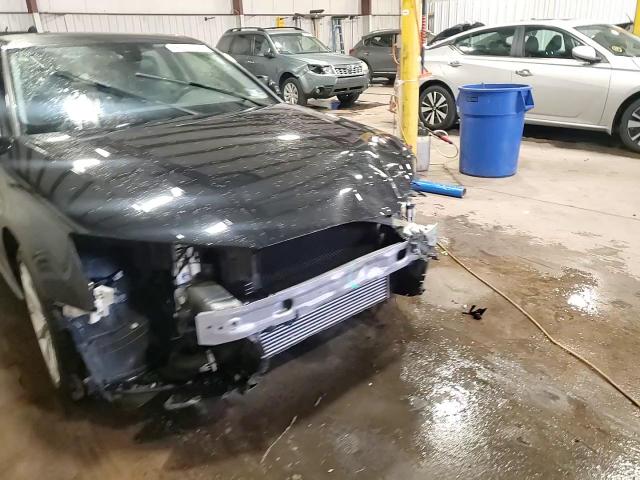 2019 Audi A4 Premium Plus VIN: WAUENAF40KA070700 Lot: 95630735