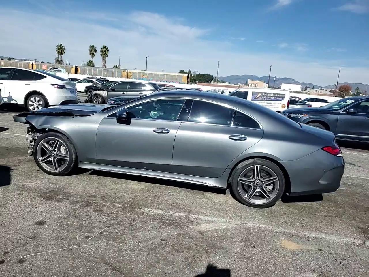 Фото: W1K2J5JB7MA094564