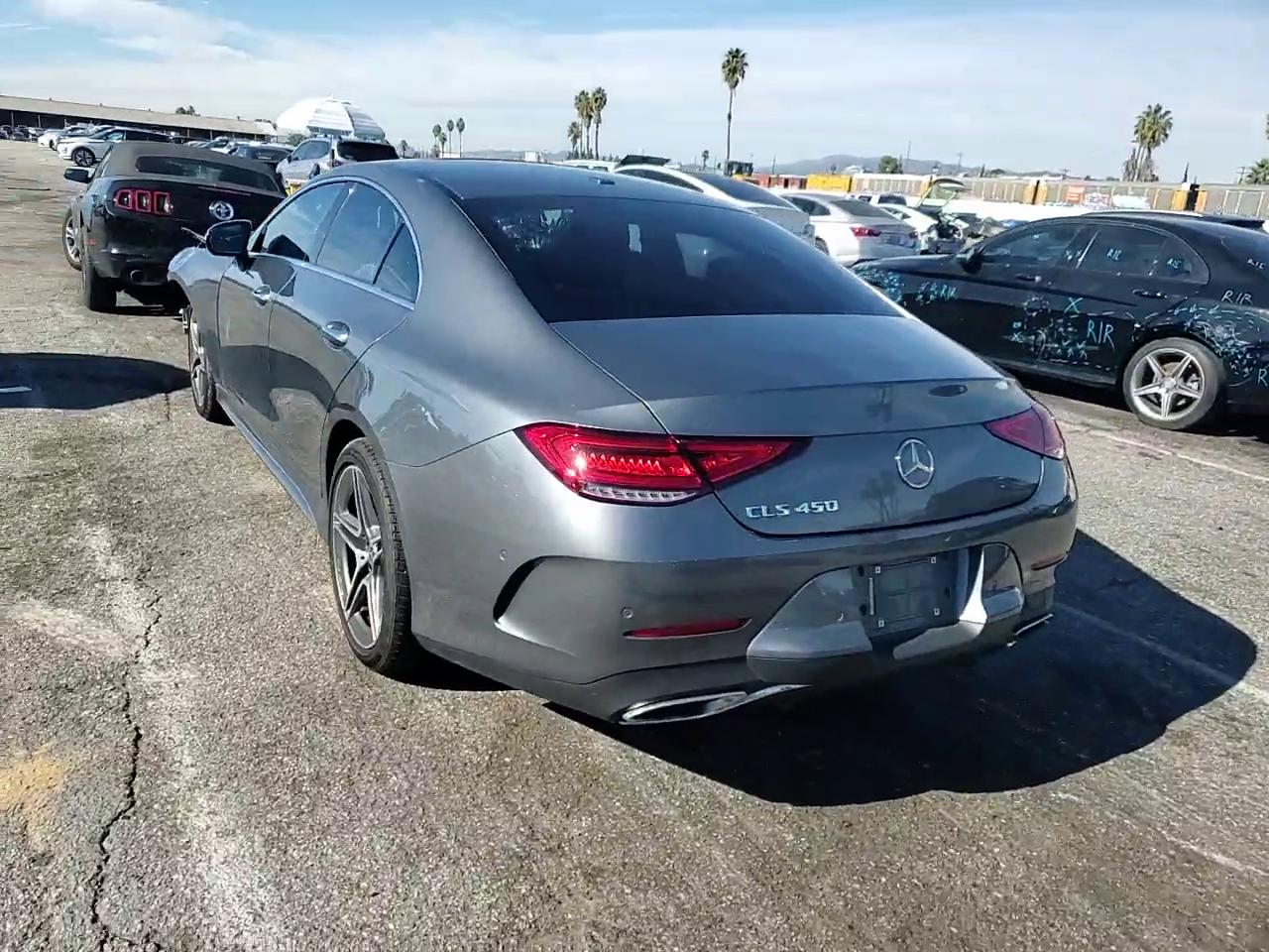 Фото: W1K2J5JB7MA094564