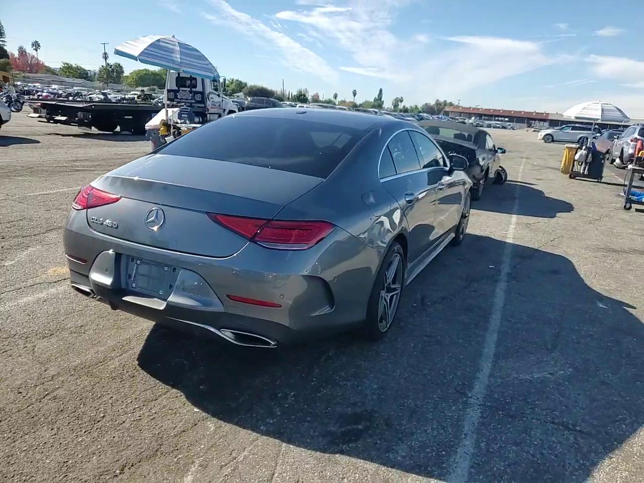 Фото: W1K2J5JB7MA094564