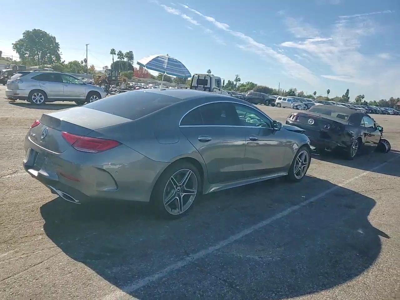 Фото: W1K2J5JB7MA094564