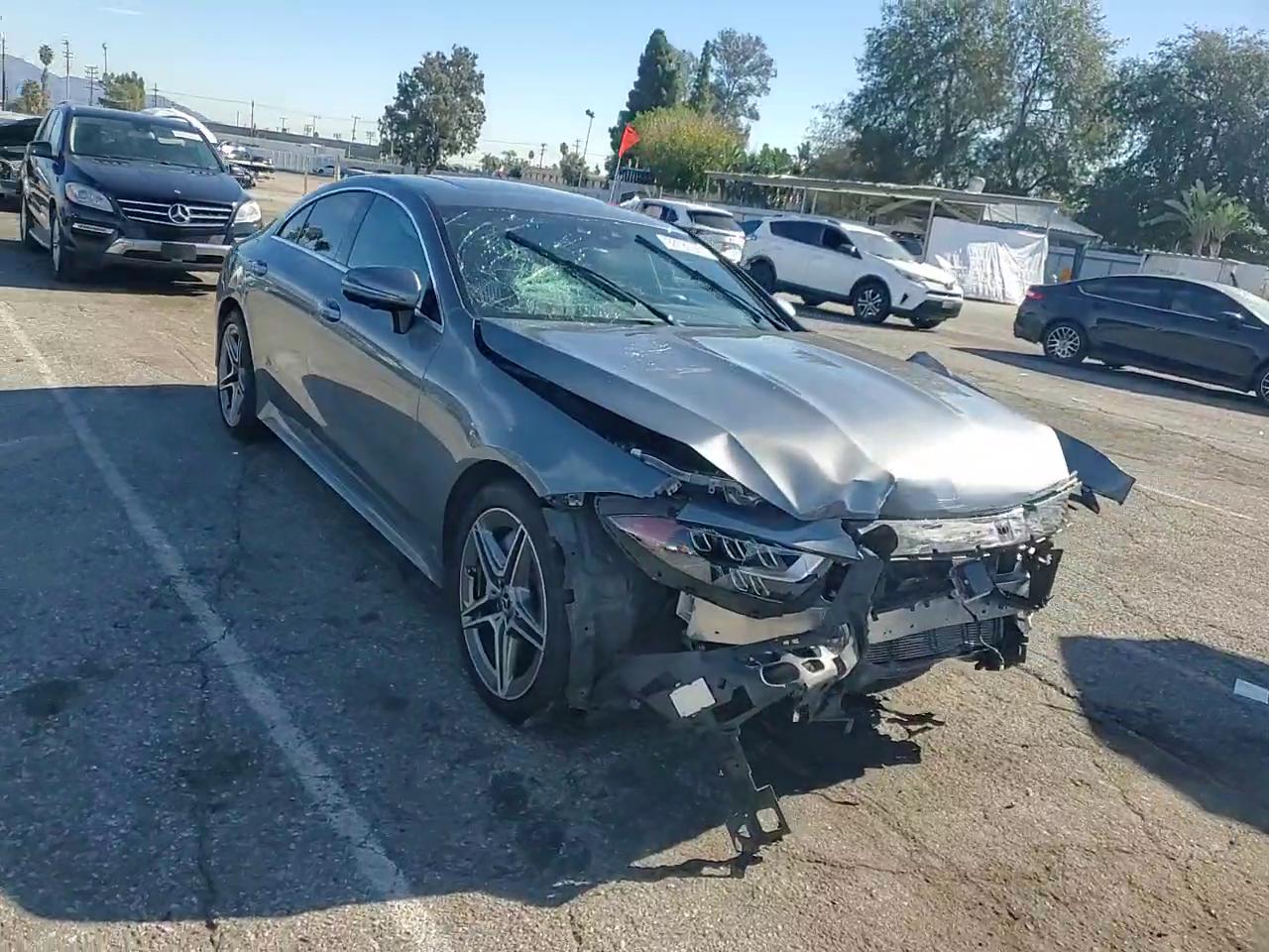 Фото: W1K2J5JB7MA094564