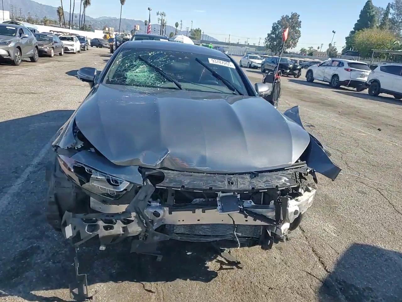 Фото: W1K2J5JB7MA094564