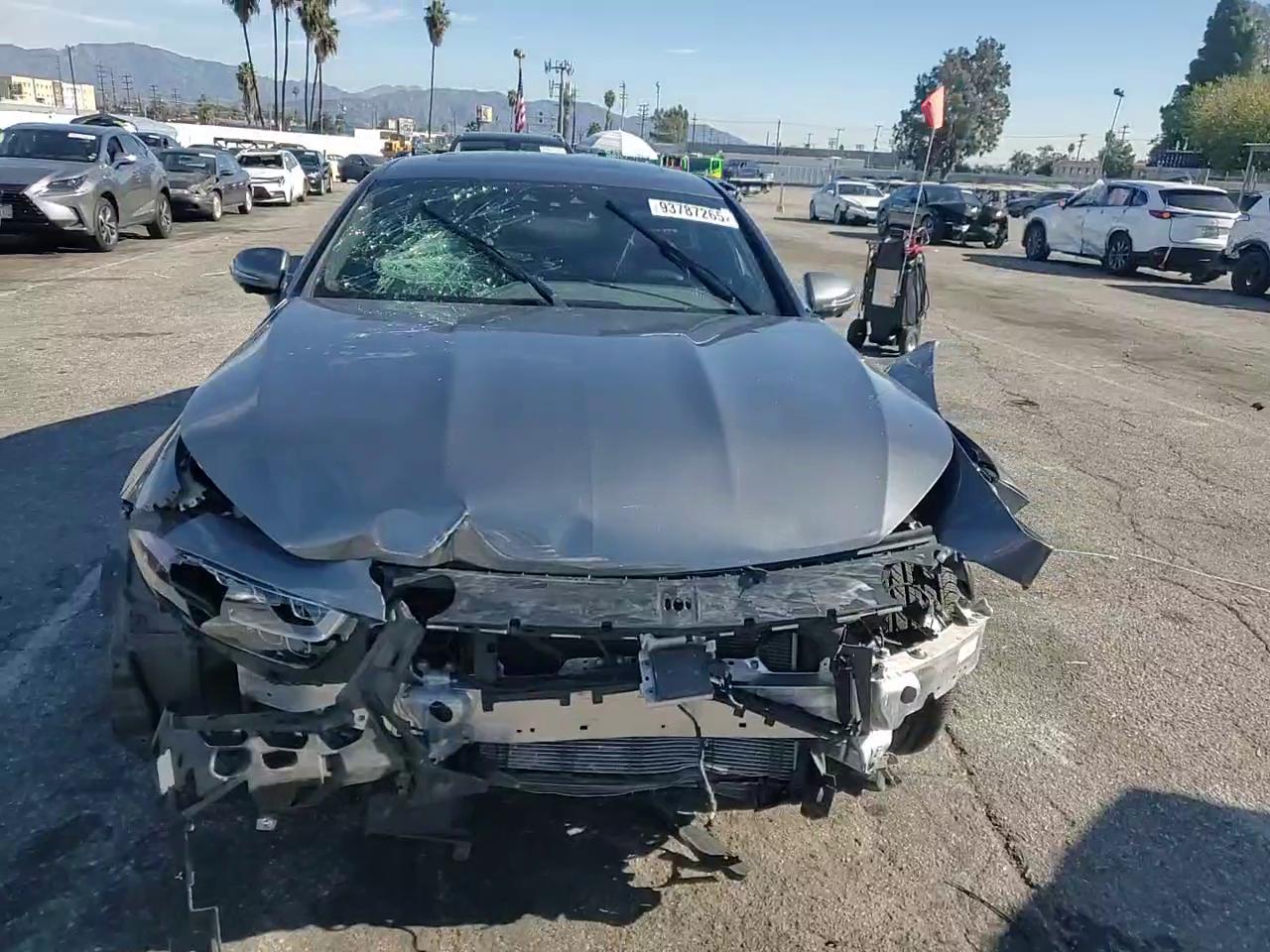 Фото: W1K2J5JB7MA094564