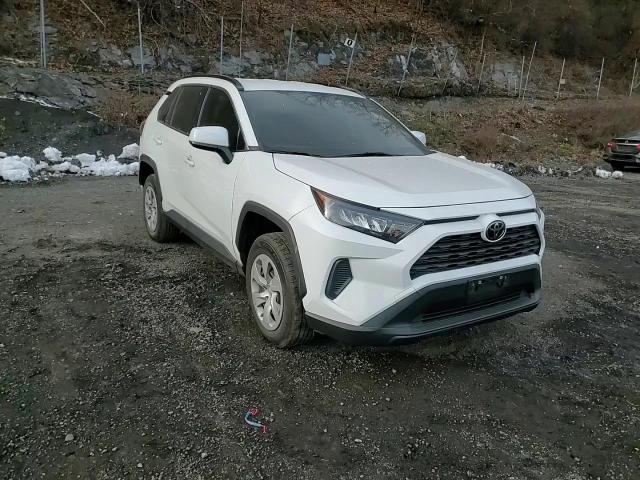 2021 Toyota Rav4 Le VIN: JTMF1RFV9MD069377 Lot: 92463695