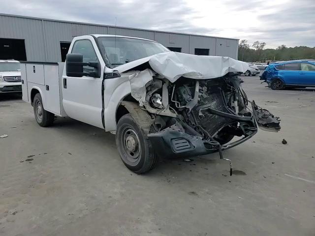 2015 Ford F250 Utility / Service Truck VIN: 1FTBF2A64FEB38741 Lot: 95349145