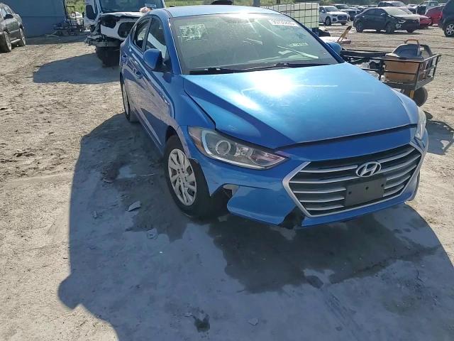 2017 Hyundai Elantra Se VIN: KMHD74LF4HU135244 Lot: 95735835