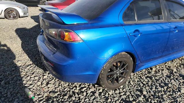 2017 Mitsubishi Lancer Es VIN: JA32U2FUXHU013828 Lot: 95701015