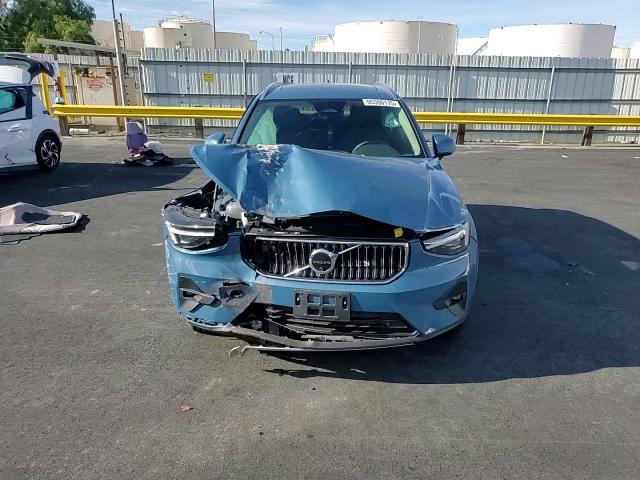 2025 Volvo Xc40 Plus VIN: YV4L12UE0S2456595 Lot: 95300175