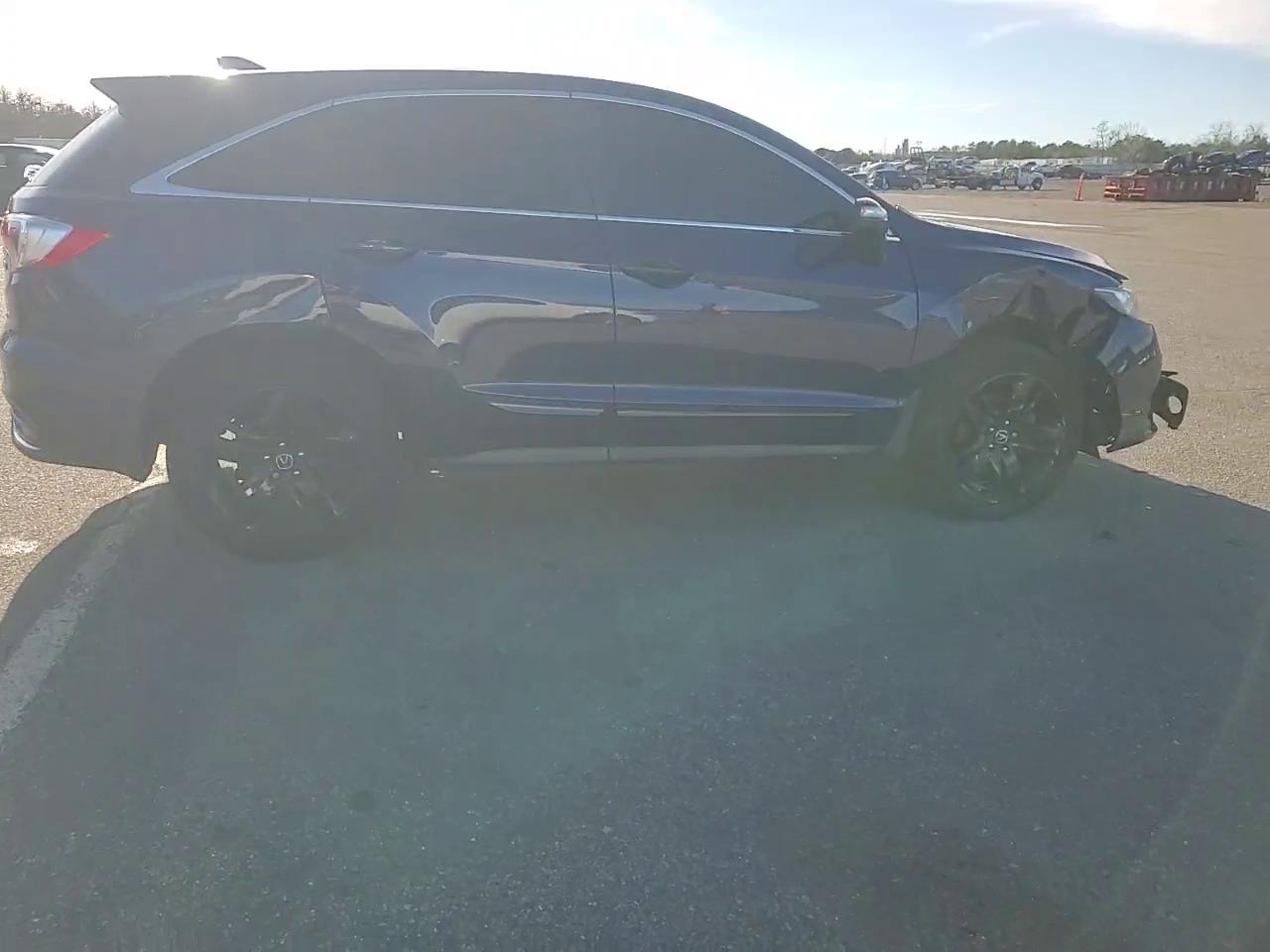 Фото: 5J8TB4H74GL011688