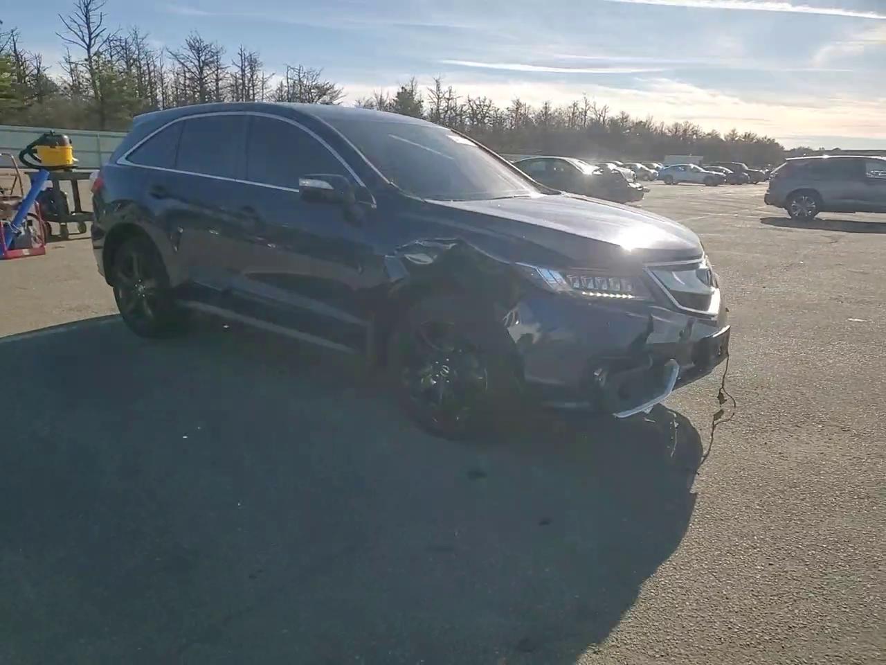 Фото: 5J8TB4H74GL011688