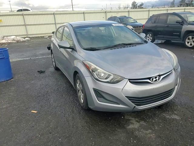 2016 Hyundai Elantra Se VIN: 5NPDH4AE5GH678963 Lot: 97636785